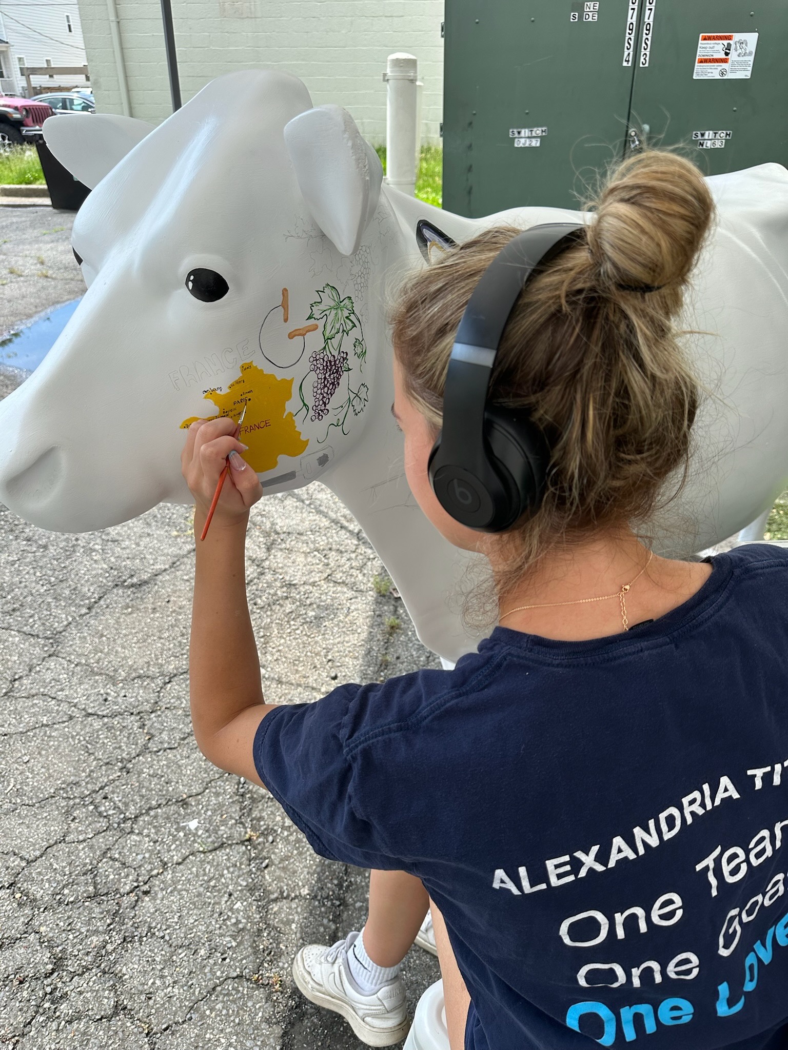 Ione painting Belle Ray